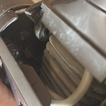 Dyson Cinetic Ball Absolute Süpürge Tırnakları Kırıldı, Garanti Kapsamında Değişim Reddi