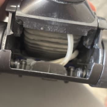 Dyson Cinetic Ball Absolute Süpürge Tırnakları Kırıldı, Garanti Kapsamında Değişim Reddi