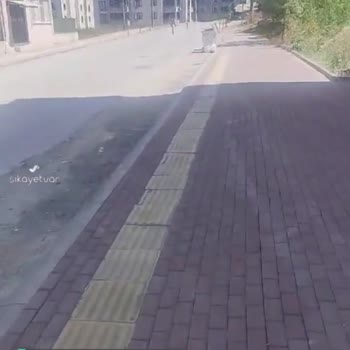 Mustafakemalpaşa Belediyesi İnci Park Evleri Önüne Kaldırım Döşenmesi!