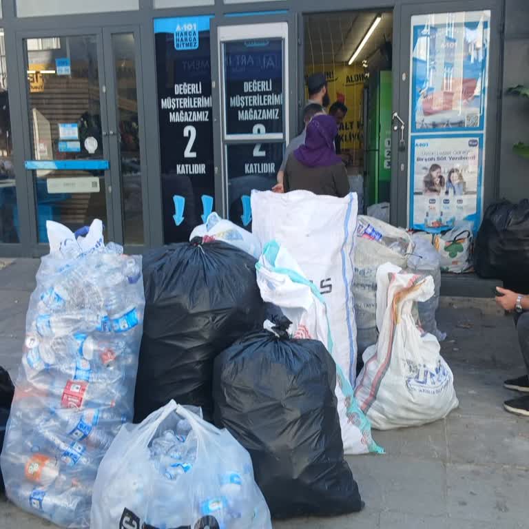 A101 Geri Dönüşüm Makinelerinde Tekelleşen Kullanım Ve Uzun Bekleme Sorunu