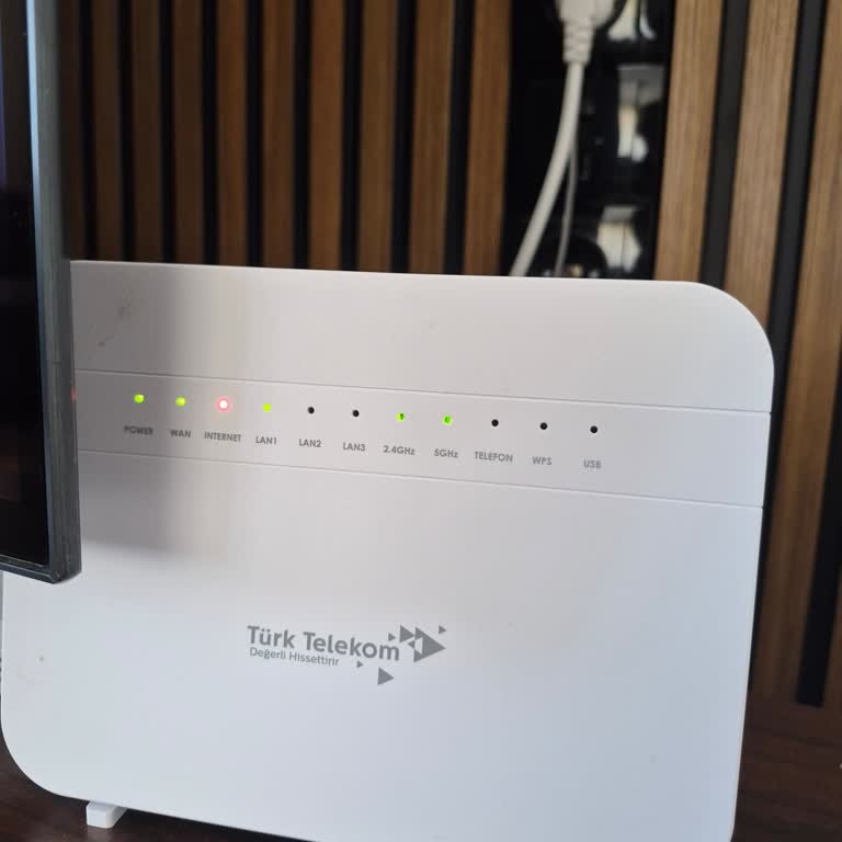 Bölgesel Arıza Nedeniyle Uzayan İnternet Kesintisi Ve Bilgi Eksikliği