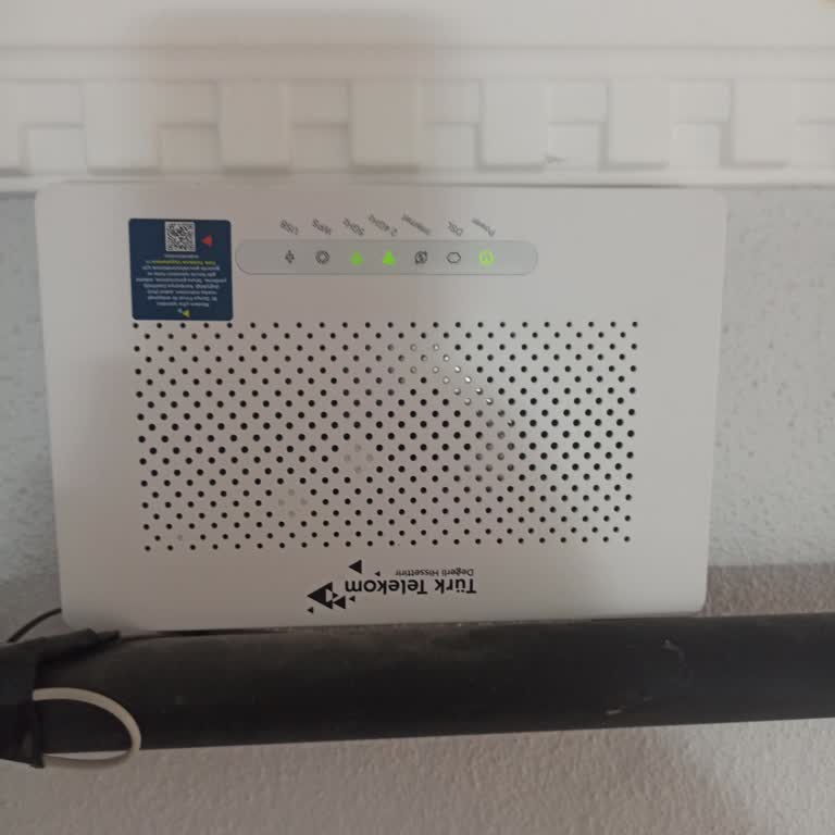 İstanbul Arnavutköy'de 4 Aylık İnternet Kesintisi Ve Haksız Taahhüt Bedeli Talebi