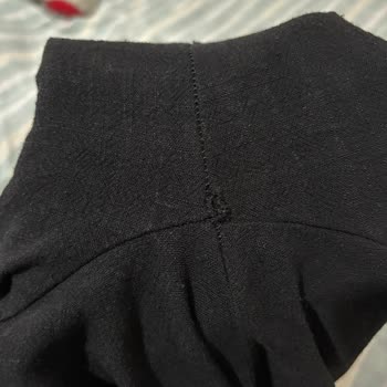 Kırık Kargo Paketi Ve Dikiş Hatalı Pantolon Şikayeti