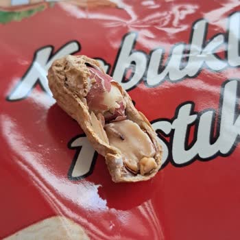 Migros Kabuklu Fıstıkta Ölmüş Kurtçuk Bulundu