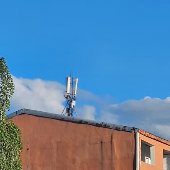 Vodafone’un Çatıdaki İstasyonu Nedeniyle Oluşan Hasarın Giderilmesi Ve Ödemelerin Yapılması Talebi