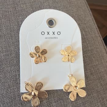 Oxxo’da Satın Aldığım Yeni Küpe Anında Kırıldı