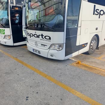 Yasal Sürüş Süresi Dolduğu İçin Otobüs Rötarı Ve Çözüm Eksikliği