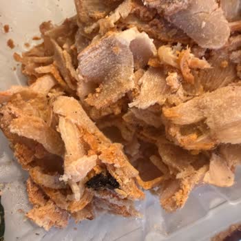 Alibeyköy Şubesinde Döner Ürünün İçinden Kömür Benzeri Yabancı Madde Çıktı