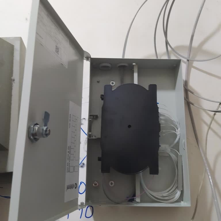 Fiber Altyapısı Bina İçine Çekilmedi, Dairelerde Hizmet Yok