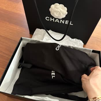 Rechazo de cambio de regalo sin factura en Chanel, solicito cambio de talla
