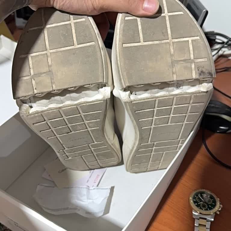 Calvin Klein Ayakkabısında Aynı Noktadan Yırtılma, Kullanıcı Hatası İddiası Ve Garanti Reddi