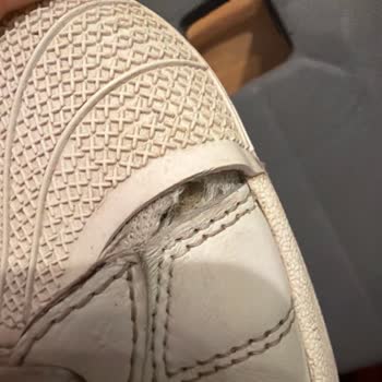 Adidas Superstar Ayakkabısında Yırtık Ve Garanti Red Yanıtı