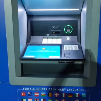 Ulu Camideki BTM Sürekli Donuyor Ve Müşterileri Mağdur Ediyor