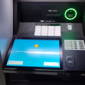 Ulu Camideki BTM Sürekli Donuyor Ve Müşterileri Mağdur Ediyor