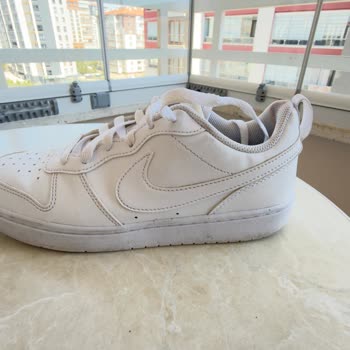 Nike Ayakkabısının Hızlı Çökmesi Ve Değişim Reddi