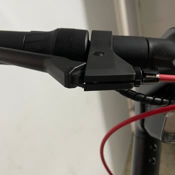 Segway F3 Pro Fren Kolları Kırıldı, Güvenlik Riskli Ve Garanti Reddi