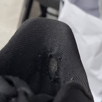 Reebok Mağazasında 7 Bin TL'lik Ayakkabının 3 Ay İçinde Deforme Olması Ve Çözüm Sunulmaması