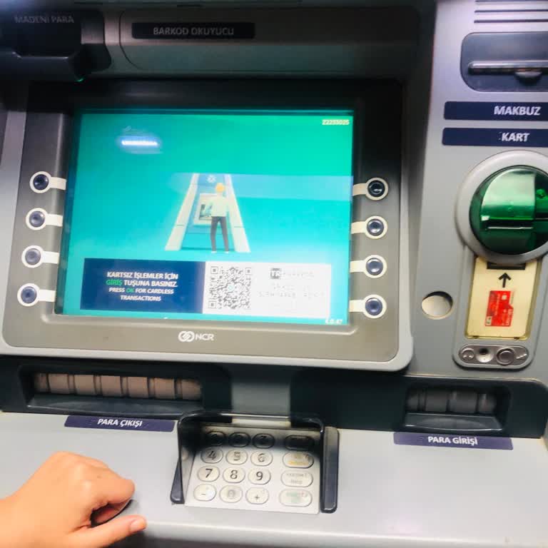 ATM Para Alıkoydu, 800 TL İadesi Gerekli