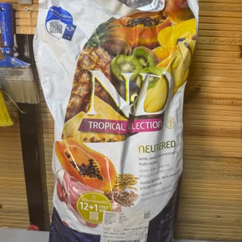 Croquetas extrañas en Farmina N&D Tropical, solicito envío de paquete nuevo