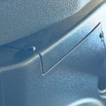 Airbag Kapağına Şiddetli Zarar Verildi, Açıklama Ve Onarım Bekliyorum