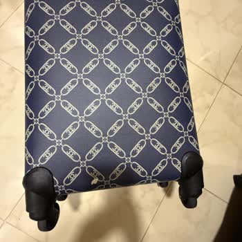 Etihad Airways Damaged Hand Baggage After Forced Gate-Check on Flight YTEWJQ