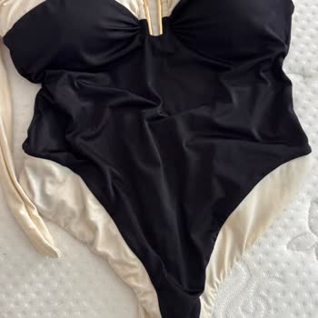 Calzedonia Mayosunda Renk Solması Ve İade Talebi