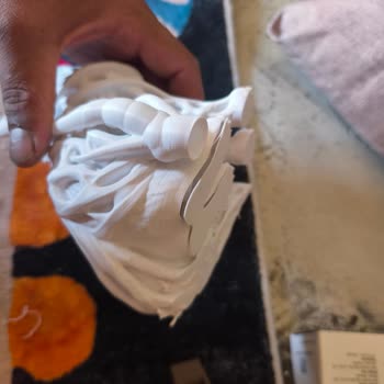 Beyaz Filamentte Kalite Sorunu Ve Kaba Müşteri Tutumu
