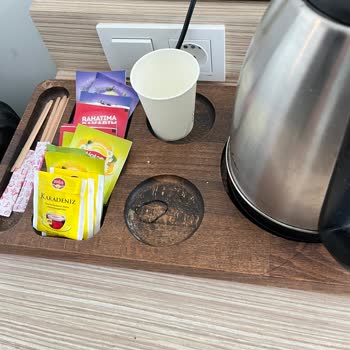 Tatilbudur Lowe Hotel'de Vaat Edilen Hizmetlerin Eksikliği Ve Hijyen Sorunları