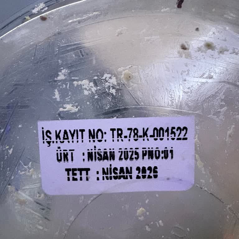 Cebecigil Ticaret Tarihi Geçmiş Olmasına Rağmen Hâlâ Raflarda Tutulmuş Ve Tarafıma Satılmıştır