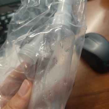 Kullanılmış Ve Duman Çıkaran Akıllı Cam Temizleme Robotunda Güvenlik Sorunu
