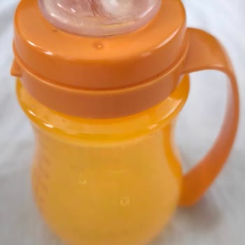 Wee Baby Galaxy Eğitim Bardağında Sap Kırılması Ve Plastik Ucunun Hatalı Olması