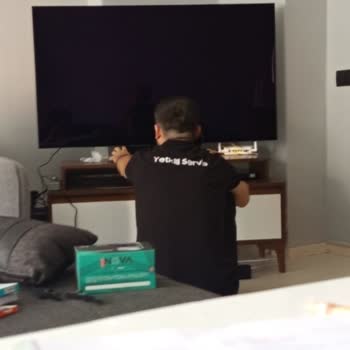 Ayıplı Samsung TV’nin İade Süreci Uzayıp Müşteriyi Mağdur Ediyor