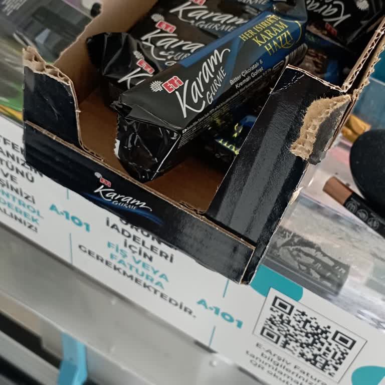 Adana A101 Şubesinde Son Kullanma Tarihi Geçmiş Gofret Satışta, İhmal Edildi