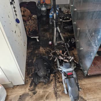 Onvo Scooter Bataryası Patladı, Yangın Ve Belgesiz Eksper İşlemi Mağduriyet Yaratıyor