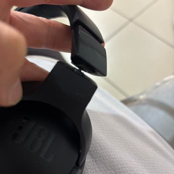 JBL Tune 720 Kulaklıkta Üretim Hatası Nedeniyle Kırılma Ve Ses Bozukluğu, Garantiden Değişim Talebi