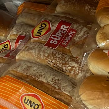 UNO Süper Sandviç Ürünlerinde Küflü Ürün Sorunu Ve Güven Kaybı