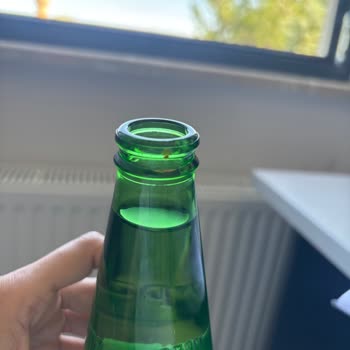Paslı Şişe Kapağı Ve Ağzı Nedeniyle Hijyen Endişesi