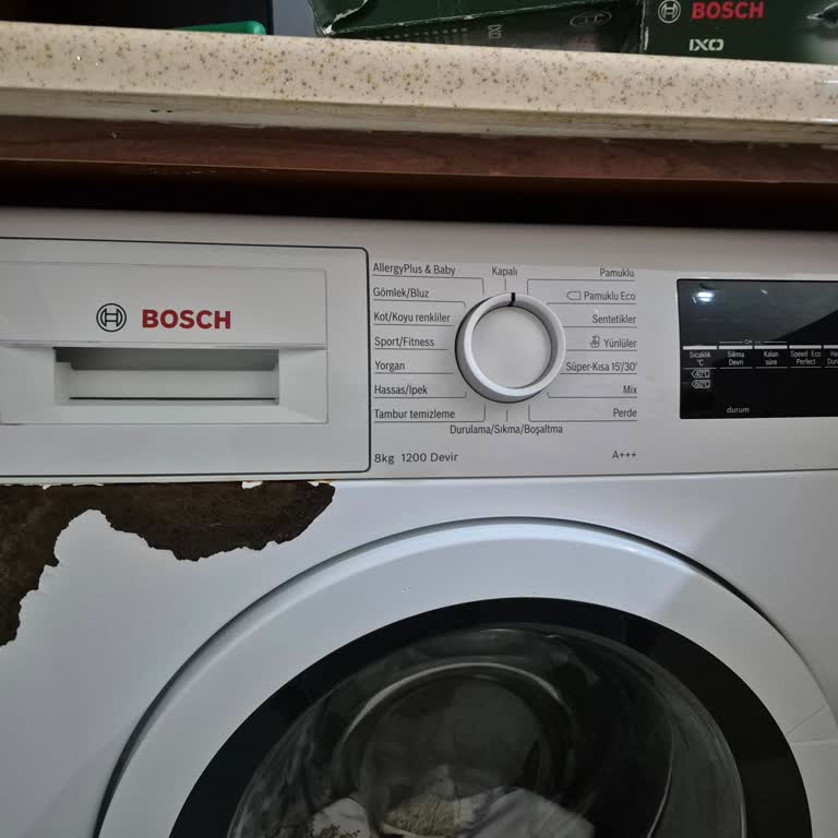 Bosch Çamaşır Makinesinde Deterjan Bölümünün Paslanma Sorunu İçin Ücretsiz Onarım Talebi