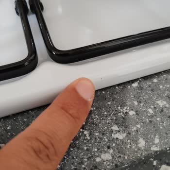 Ankastre Ocak Çizikleri: Tam Değişim Talebi