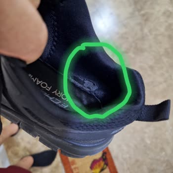 Skechers Ayakkabım 2 Ayda Üretim Hatası Nedeniyle Aşırı Deformasyon Göstermiş