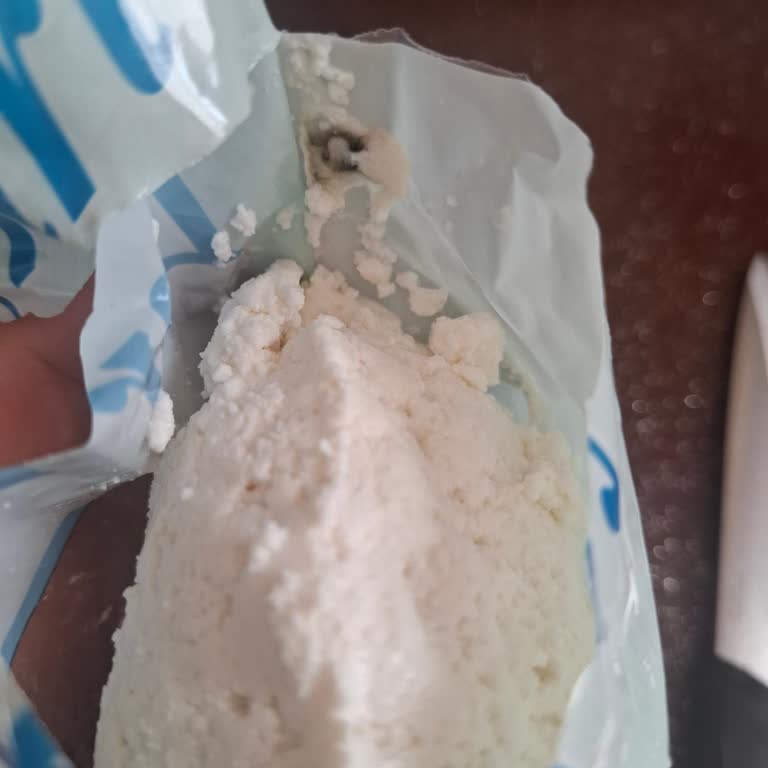 Silinmiş Son Tüketim Tarihli Ve Küflü Lor Peyniri Teslimatı