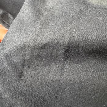 Pantolon Ve Polo Yaka Tişörtte Kalite Sorunları: Kaçıklar Ve Renk Atması