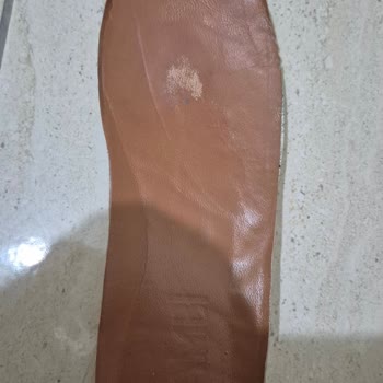 İlk Kullanımda Çorap Renk Verme Yapan Ayıplı Ayakkabı İçin Değişim Talebi