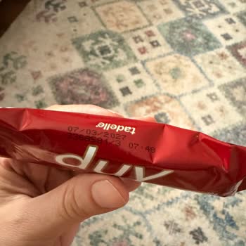Tadelle Çikolatası Renk Ve Tat Sorunu Yaşattı, Son Kullanma Tarihi Eksik