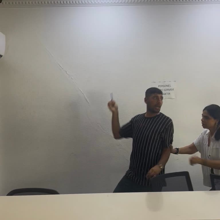 Best Van Personelinin Saygısız Ve Agresif Davranışı