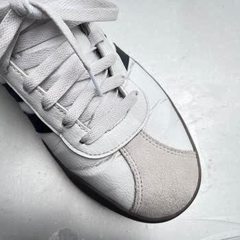 Intersport Adidas Ayakkabısında Kısa Sürede Deri Çatlaması ve Mağazanın Çözüm Sunmaması
