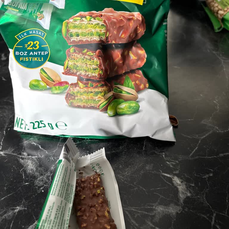 Rossmann’dan Alınan Bayat Kahve Dünyası Gofrik Çikolatalar Güvenimizi Sarsıyor