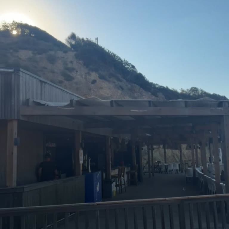 Sarıyer Milyon Beach'te Sahil Ve Deniz Kullanımına Engel Anayasaya Aykırı Tutumu