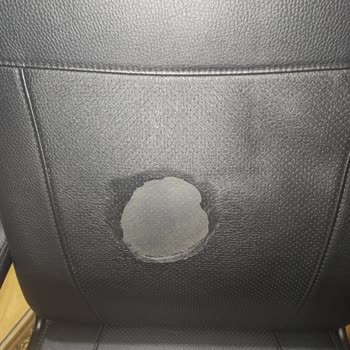 IKEA Millberget Sandalyesinde Deri Kaplamada Erken Yırtılma Ve Kalite Sorunu