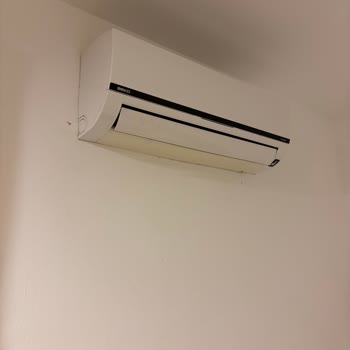 Klima Çalışmıyor, Duş Başlığı Kırık Ve Oda Hizmetleri Ayıplı